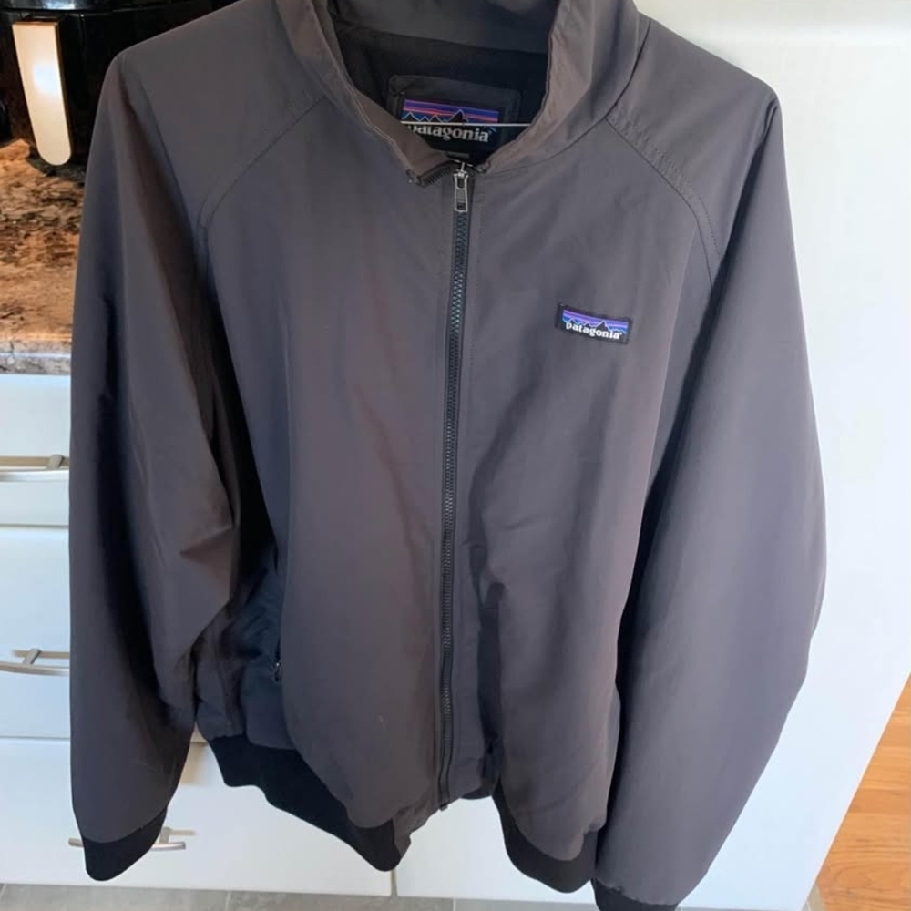 Patagonia Men's Gray Jacket